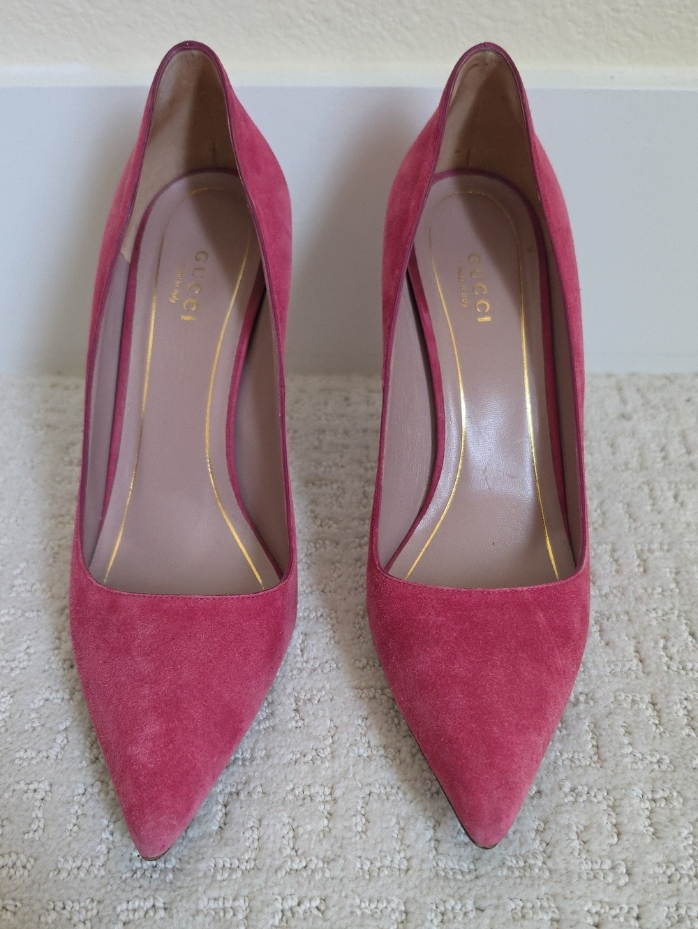 Gucci Rose Suede Pointed-Toe Pumps